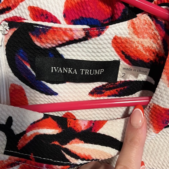 Dress - Picture 2 of 2